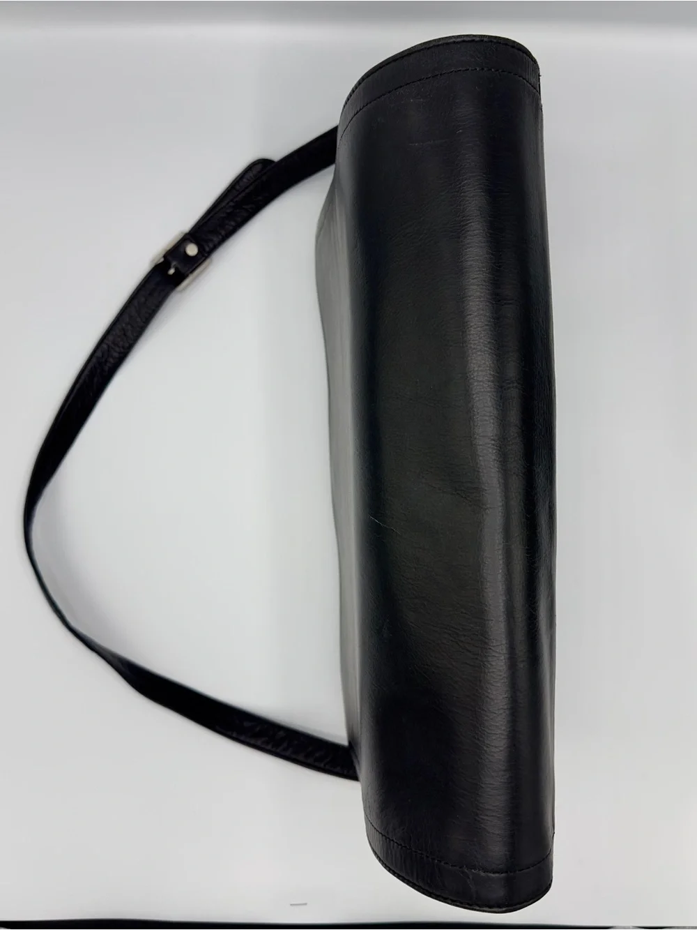 Wilsons Black Leather Crossbody Laptop Messenger Bag